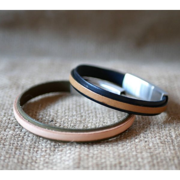 Zweifarbiges Lederarmband anpassbar Farbe und Gravur 