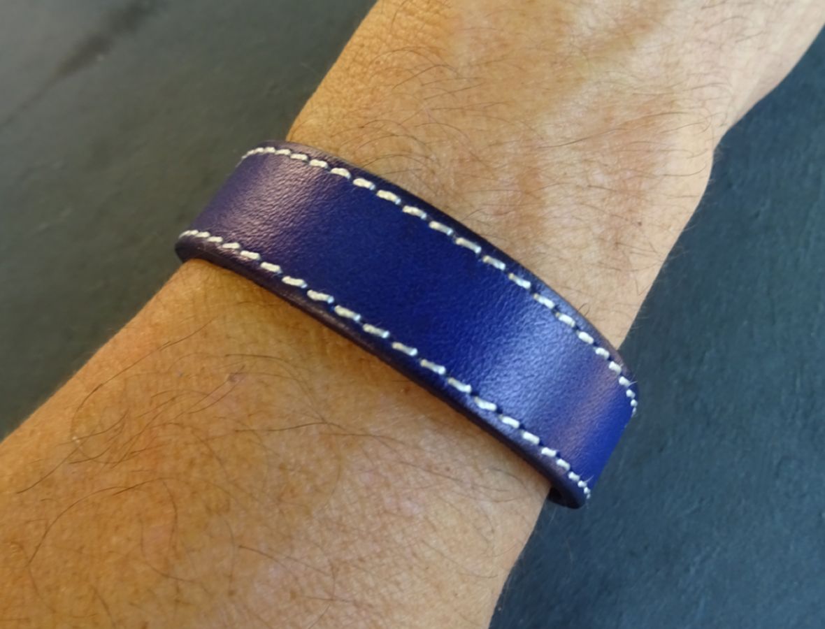 Couture blaues Lederarmband zum Selbstgestalten