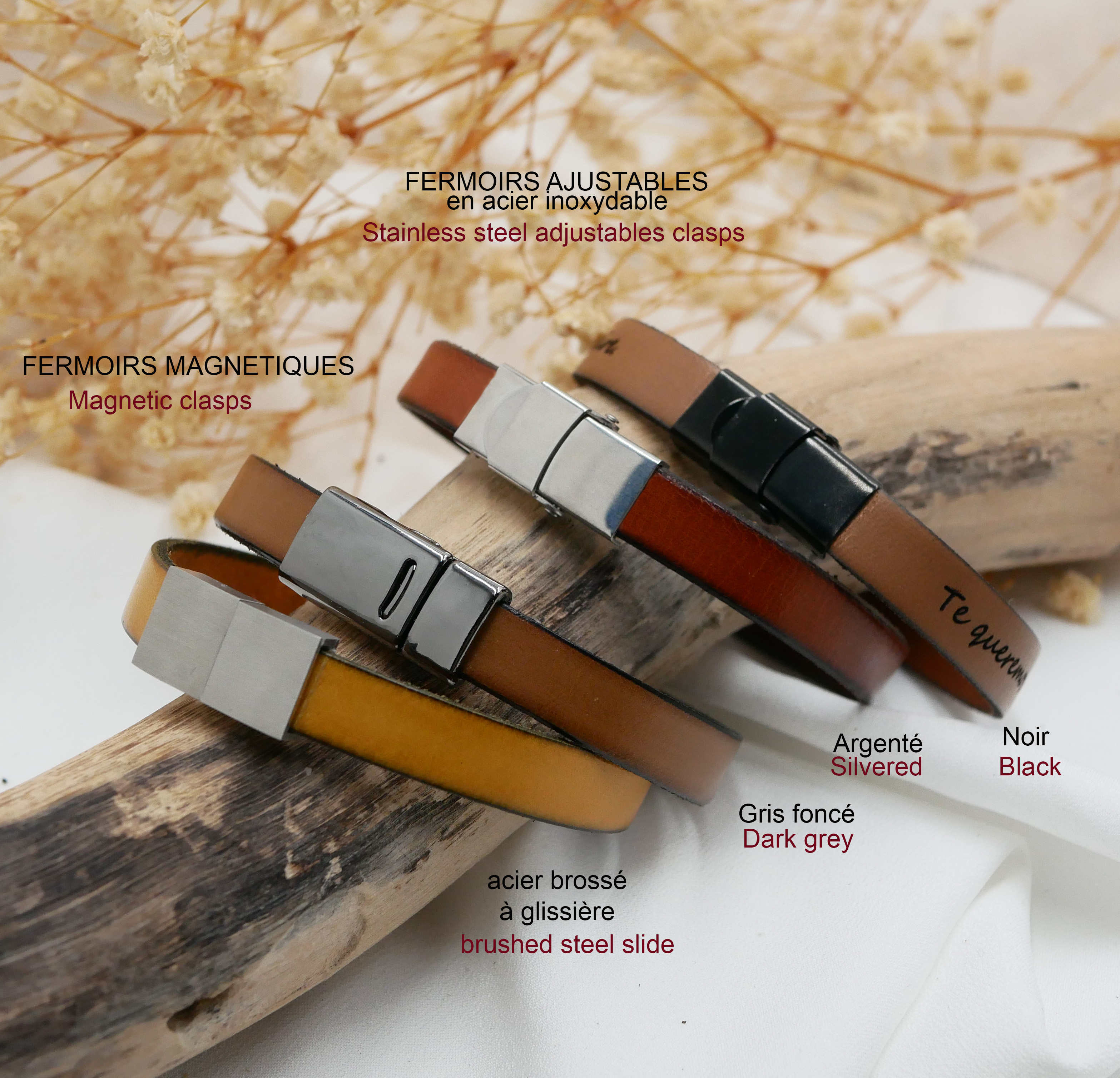 Lederarmband mit graviertem Holzcabochon in Silberfassung