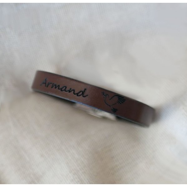 Lederarmband f&uuml;r Kommunion oder Taufe mit Namen personalisiert 