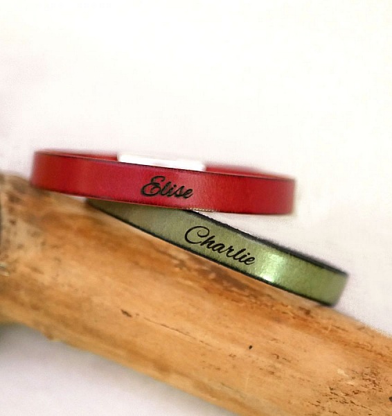 Armband aus Mischleder mit eingravierter T-Schlie&szlig;e Farbe nach Wahl