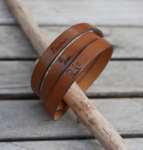 Lederarmband individuell gestaltbar durch Gravur von Handschrift in einfacher, doppelter oder dreifacher Umdrehung