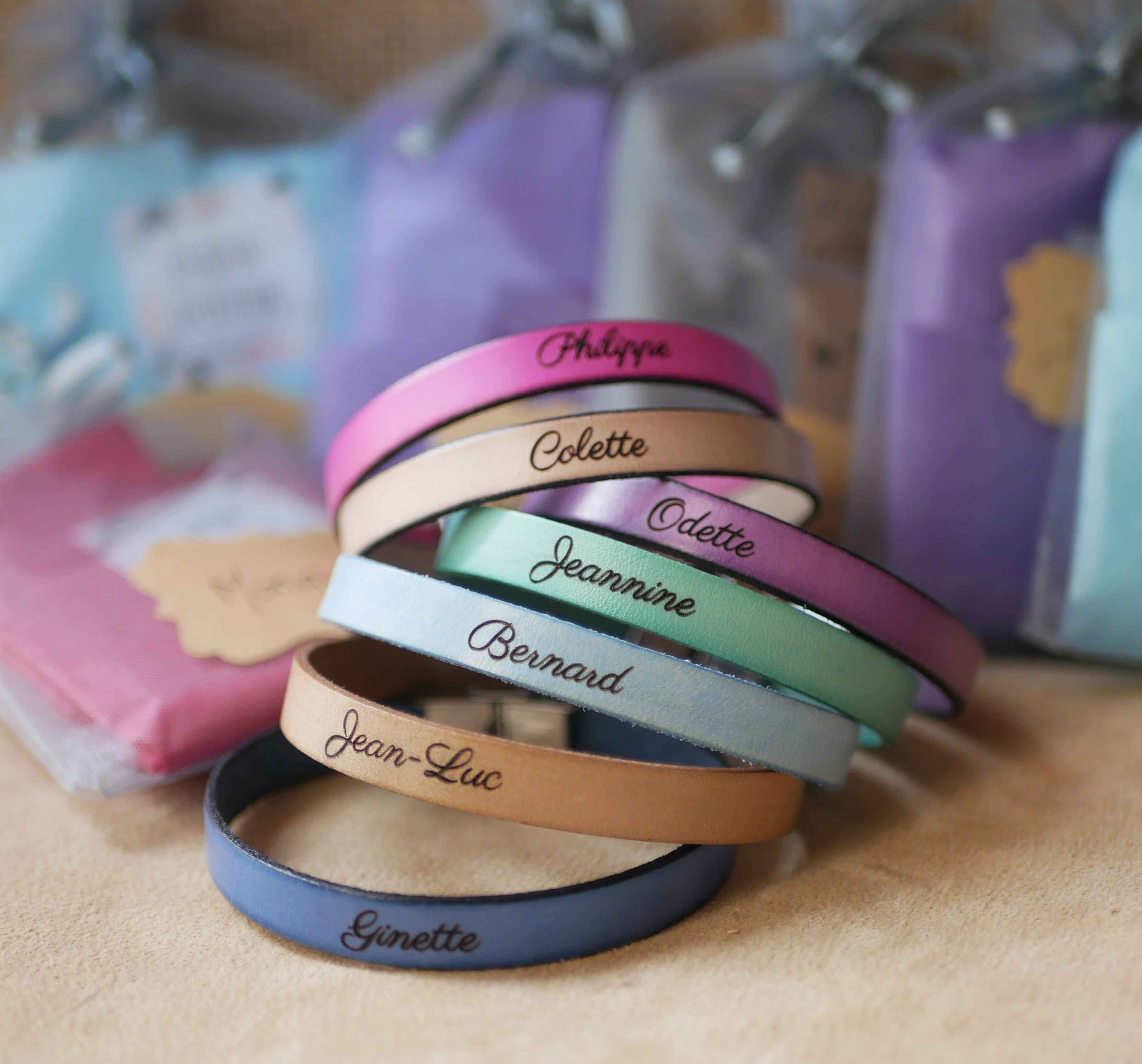 Personalisierte Lederarmband Mann oder Frau graviert Vornamen oder Nachricht