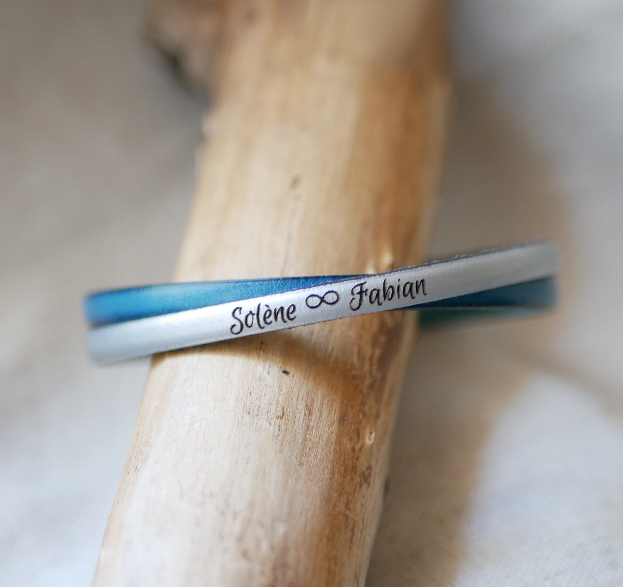 Duo-Armband aus gekreuztem Leder Twist anpassbare gemischte Frau oder Mann