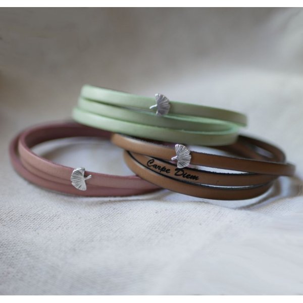 Damenarmband Leder Multiturn Blatt Ginkgo silber anpassbar 