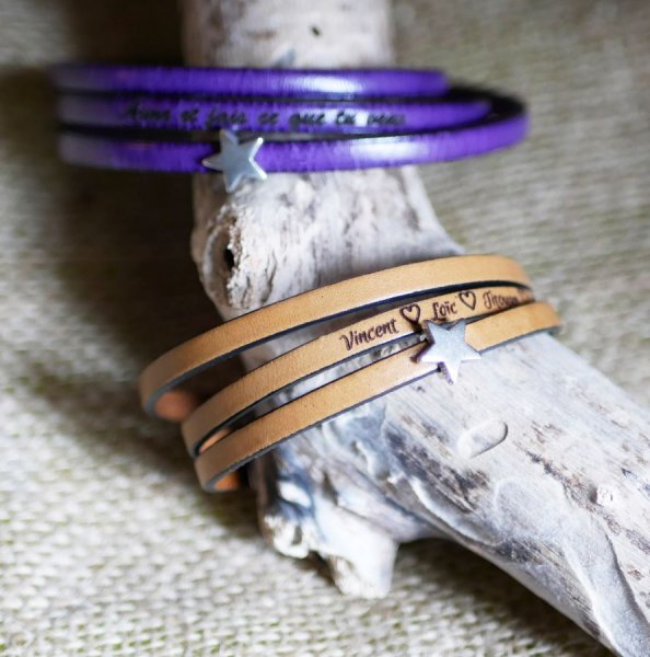 Lederarmband mit mehreren Umdrehungen, personalisierbar mit Stern- oder Unendlichkeits- oder Herzdekor 