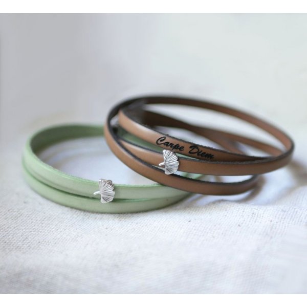 Damenarmband Leder Multiturn Blatt Ginkgo silber anpassbar 