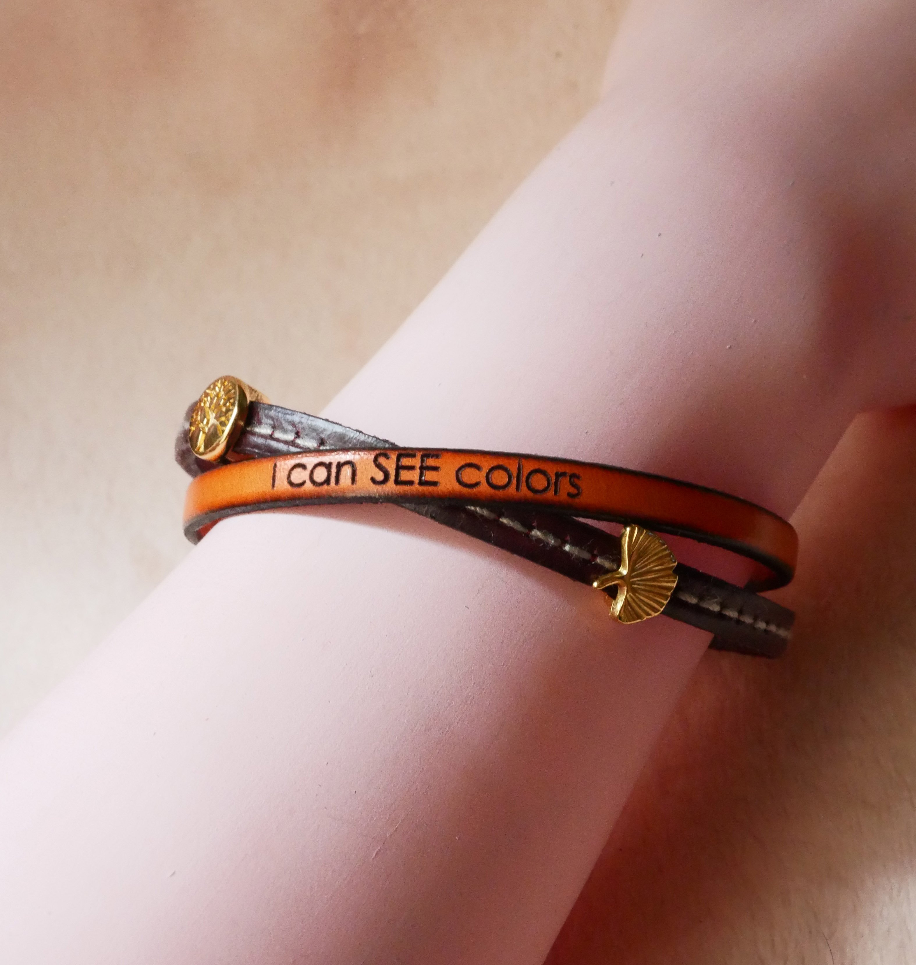 Goldenes Damenarmband Duo aus gekreuztem Leder Twist 