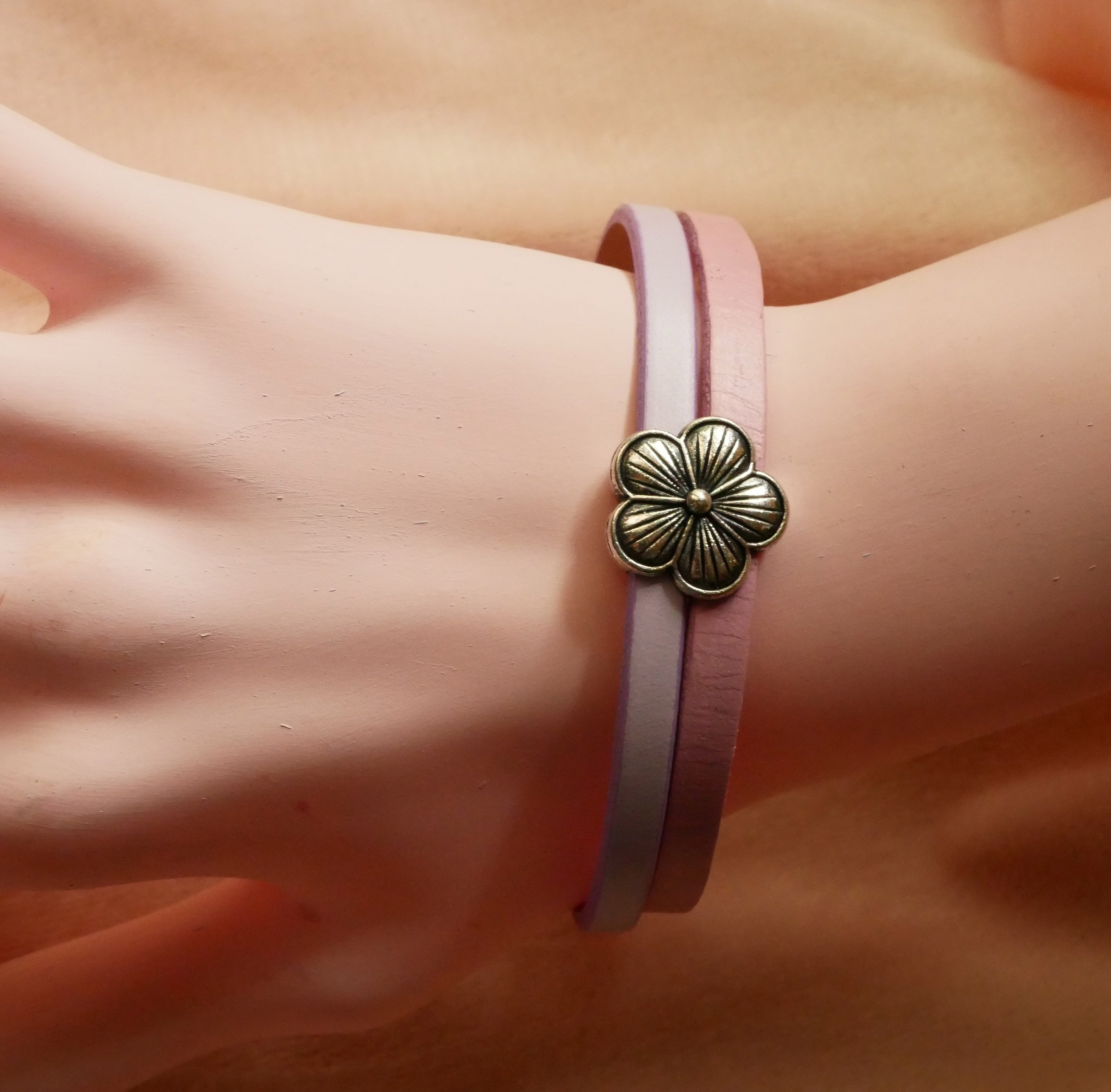 Damenarmband Duo Leder Blume Dekor zu personalisieren 