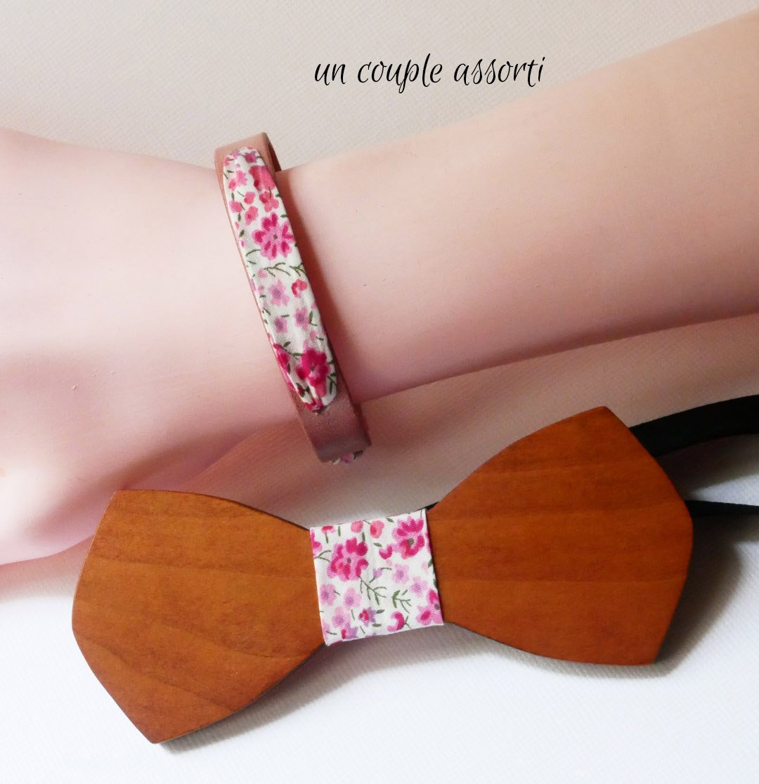 Florâme Armband mit Liberty-Band, rosa Blumen auf altrosa Leder