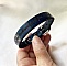 Bracelet homme en cuir bleu avec boucle métallique personnalisable.