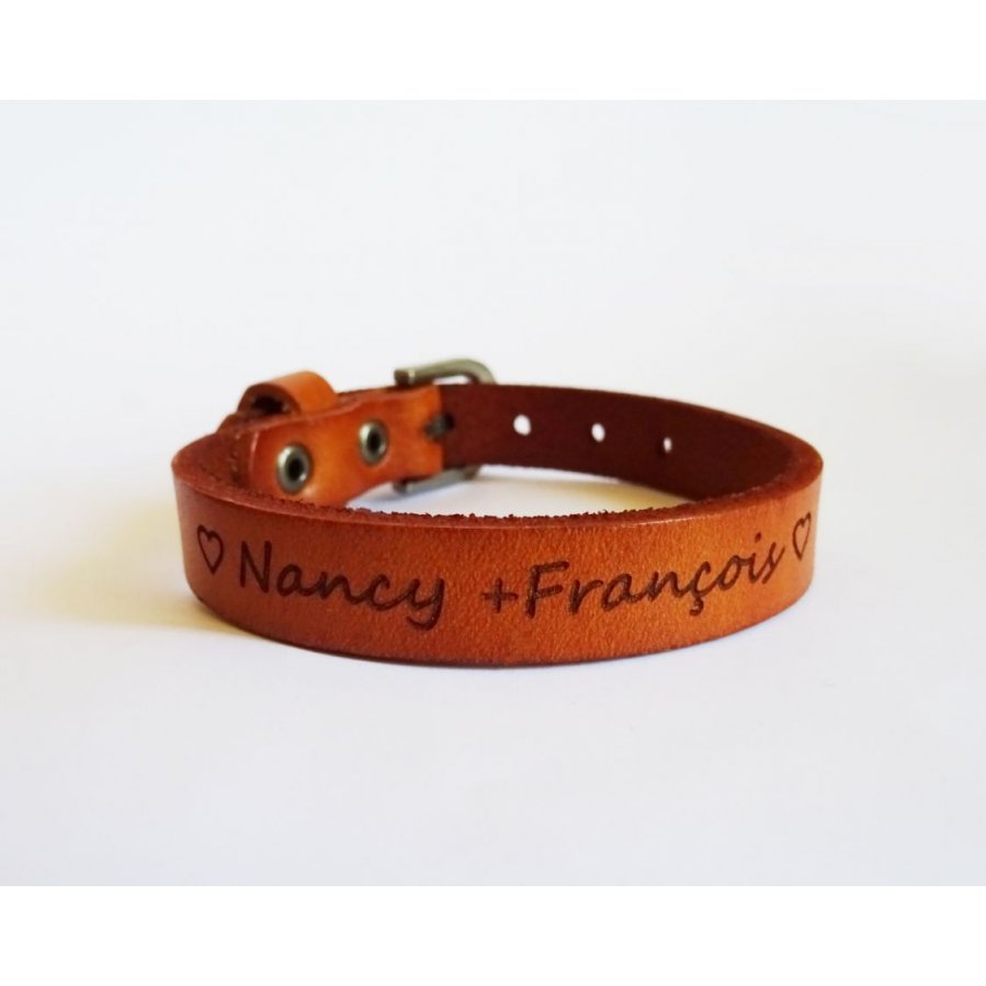 Herrenarmband aus Leder Camel graviert zu personalisieren 