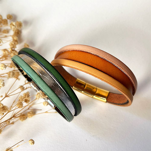 Manschettenarmband aus Leder f&uuml;r Frauen, zweifarbig, mit versteckter eingravierter Nachricht