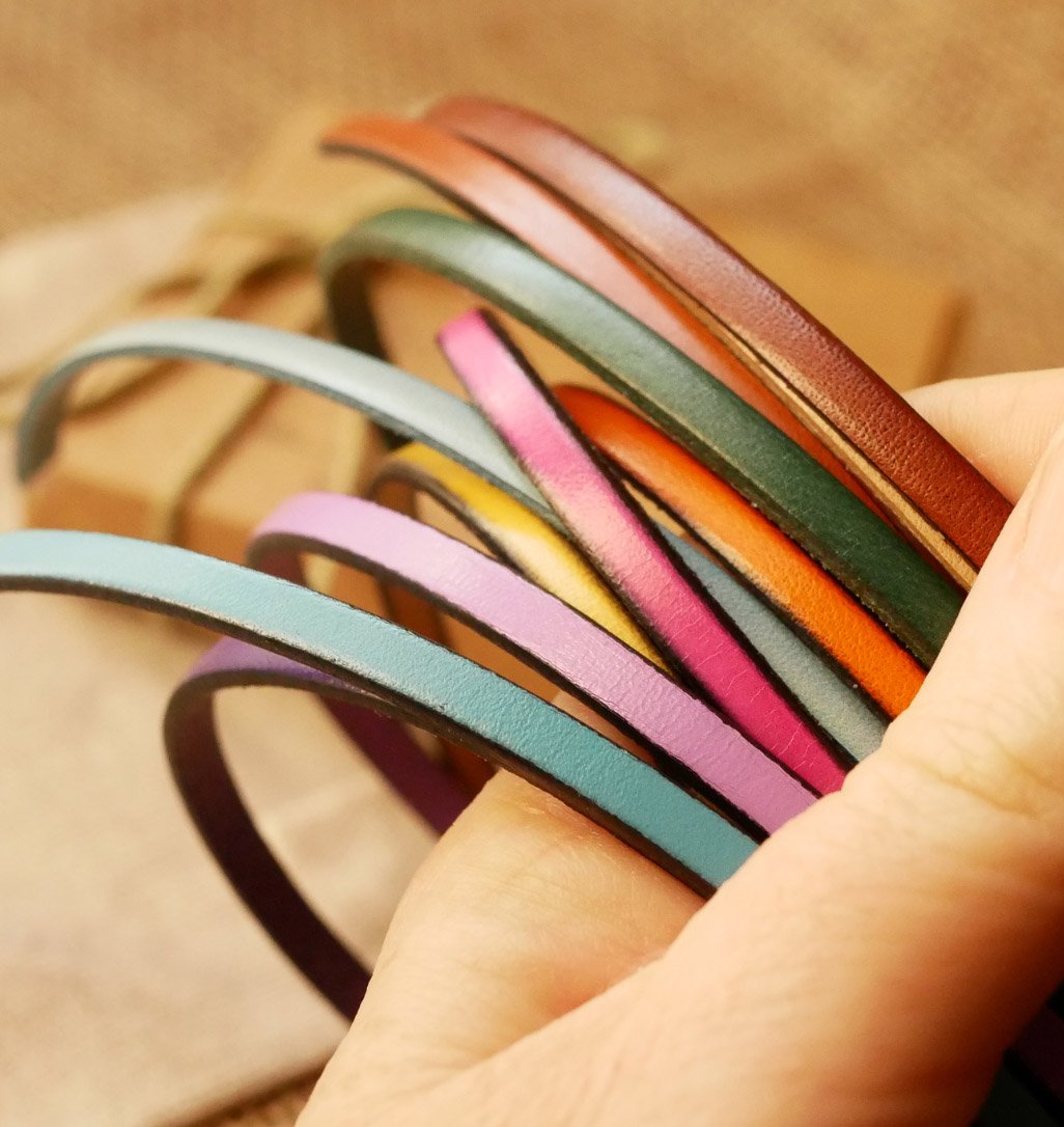 Manschettenarmband mit 4 Lederarten zur Auswahl