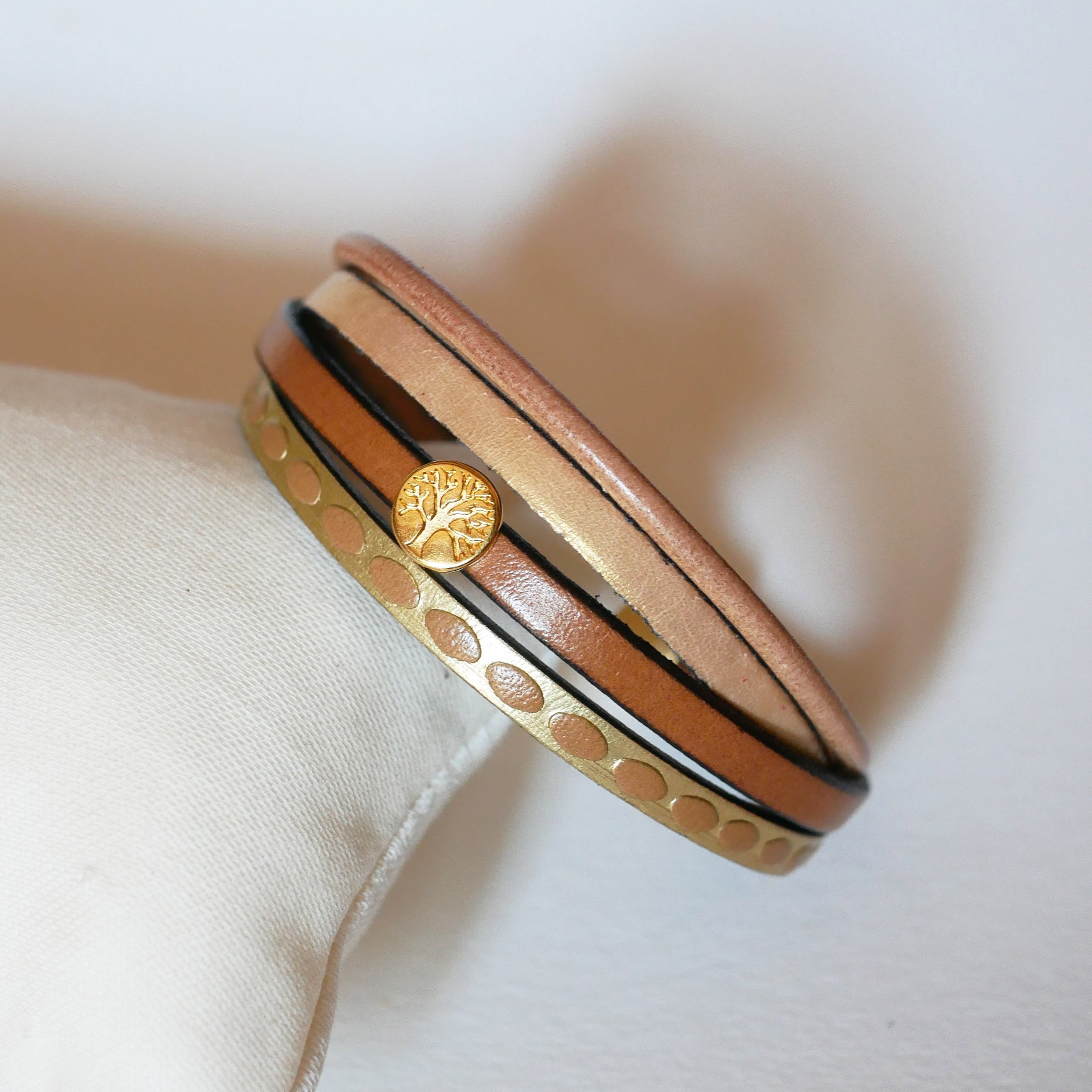 Manschettenarmband f&uuml;r Frauen, vergoldet, Mini-Cabochon Lebensbaum