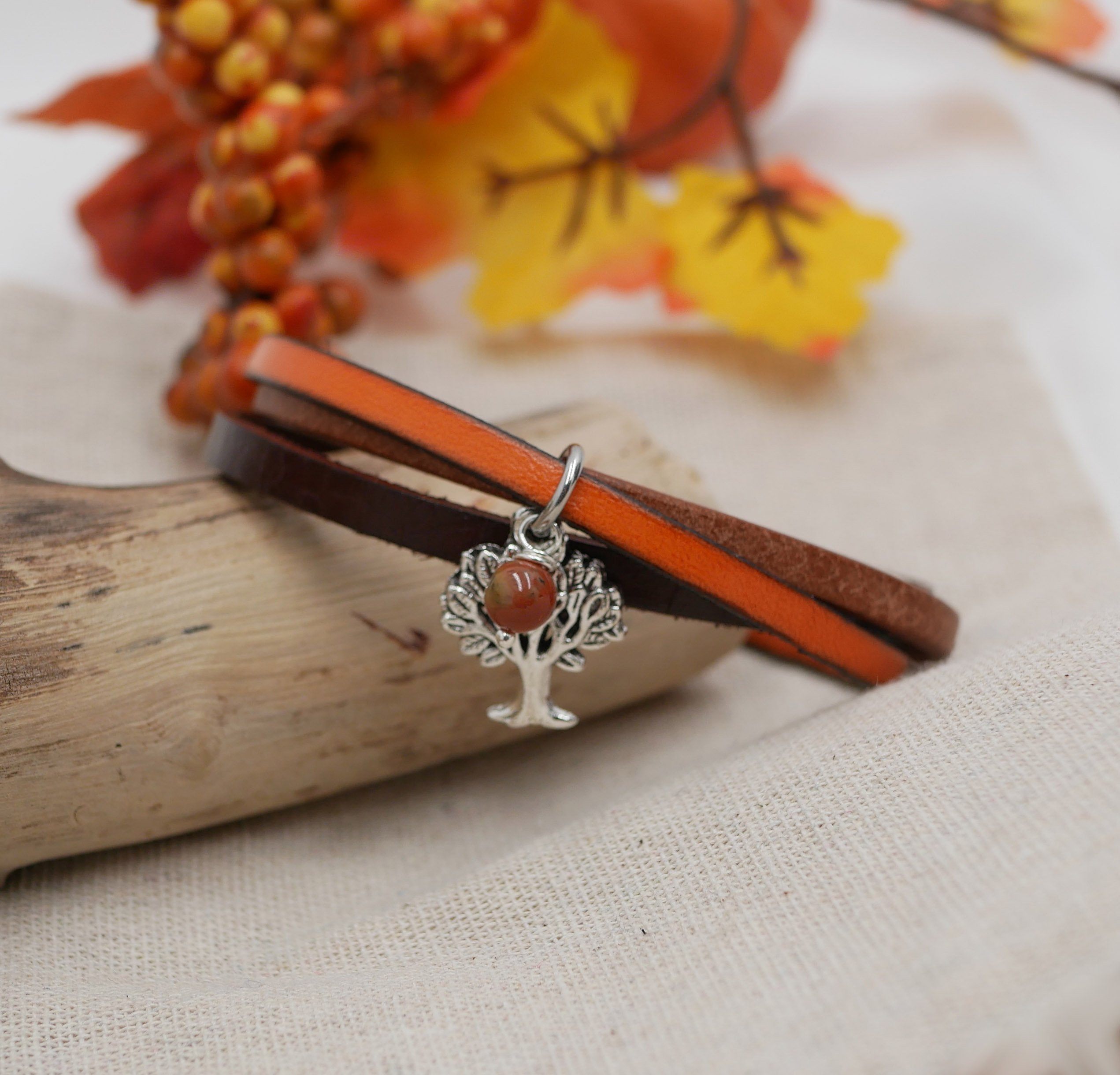 Armband Manschette Frau Multi Leder Herbst Anh&auml;nger nach Wahl