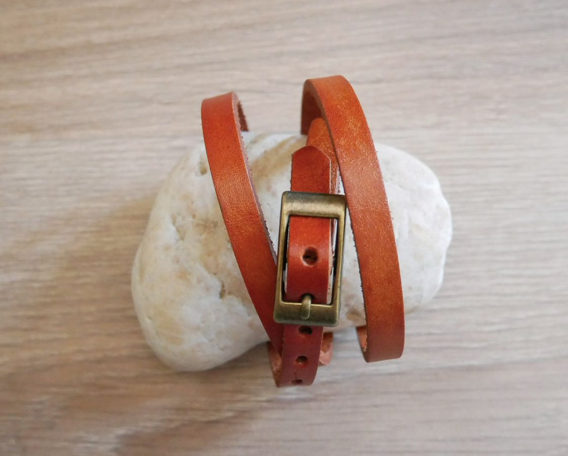 Gemischtes Armband 3 Türme aus Leder Farbe nach Wahl