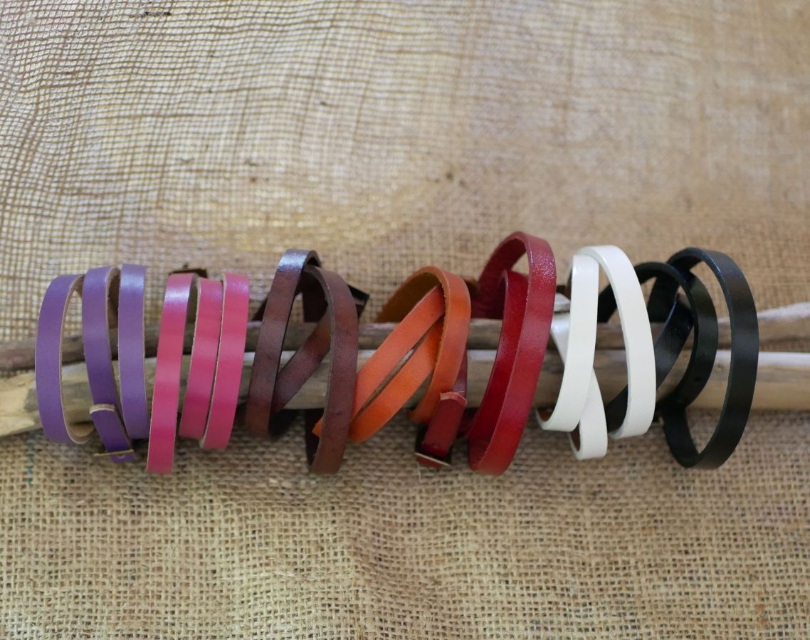 Gemischtes Armband 3 Türme aus Leder Farbe nach Wahl