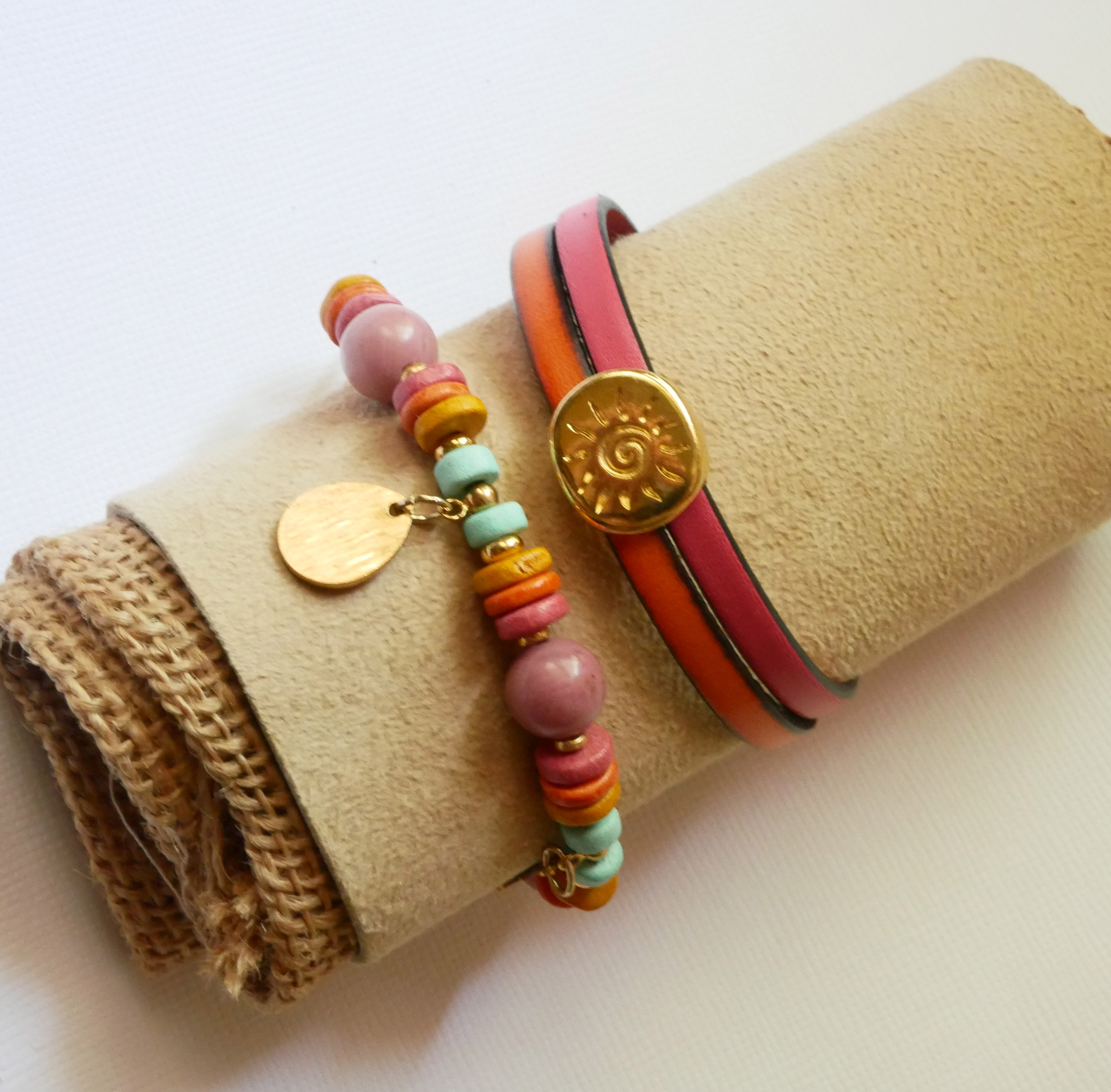 Armband mit goldener Schlaufe Soleil auf Duo-Leder zum Anpassen und Gravieren