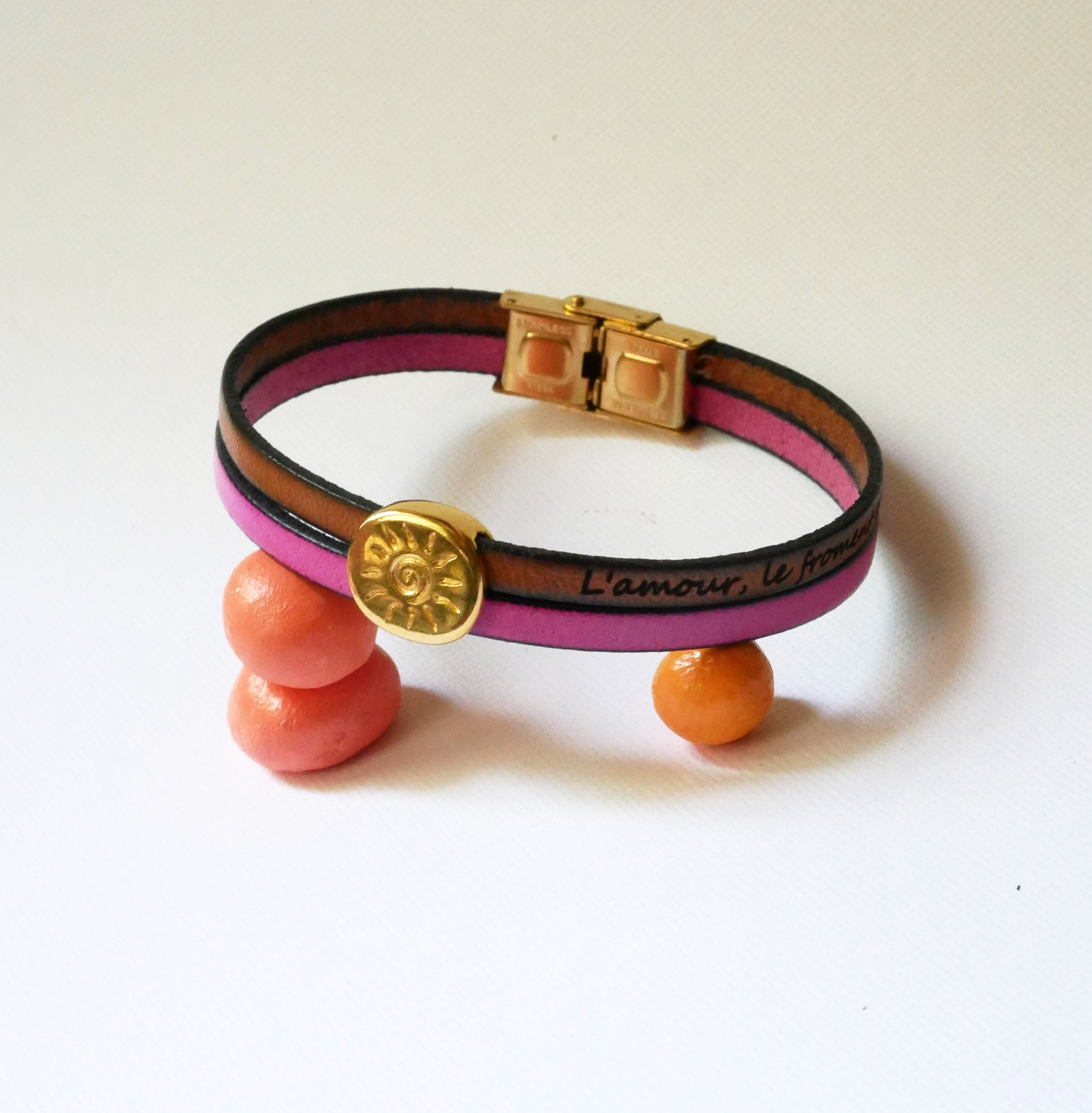 Armband mit goldener Schlaufe Soleil auf Duo-Leder zum Anpassen und Gravieren