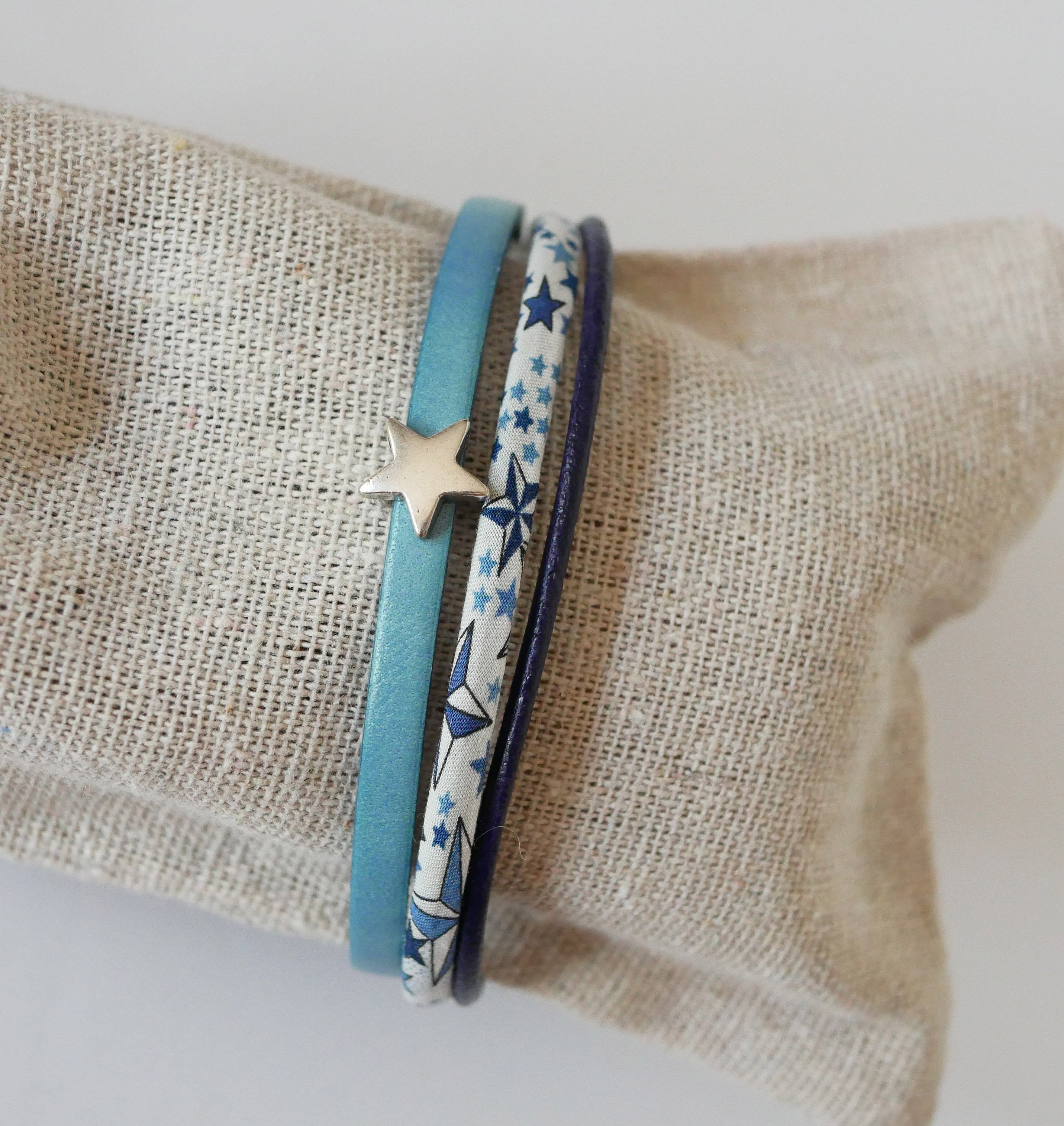 Armband Trio aus Leder und Liberty-Kordel Blaue Sterne