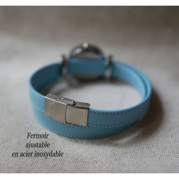 Armbanduhr mit doppelter Drehung aus himmelblauem Couture-Leder