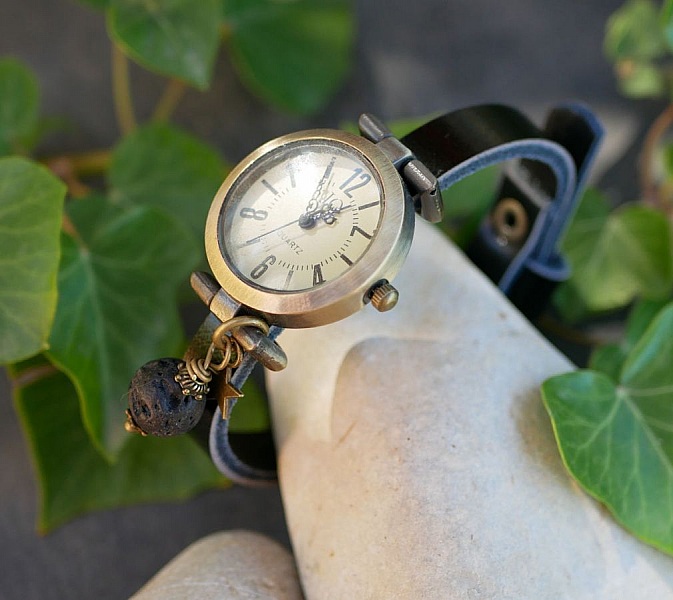 Uhr Lavastein Charm Diffusor mit Lederarmband zur Auswahl