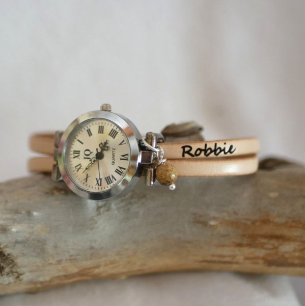 Damenuhr aus Leder Designer-Schmuckst&uuml;ck anpassbar und bunt