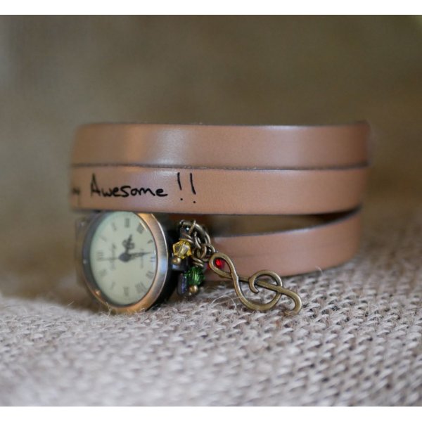 Uhr im Stil Rasta Reggaeb Lederarmband 2 oder 3 Umdrehungen verstellbare Schlie&szlig;e