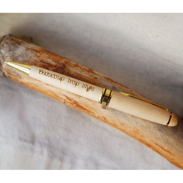 Damen-Geschenktasche mit graviertem Holzkugelschreiber + personalisierbares Lederarmband + Schl&uuml;sselanh&auml;nger 