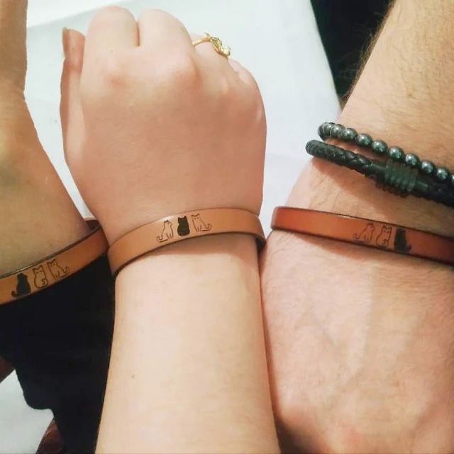 Trio von Lederarmbändern personalisiert durch Gravur mit Designs nach Wahl