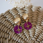 Fuchsiafarbene Clip-Ohrringe aus der Kollektion "Les nacr&eacute;es" 