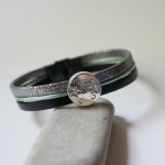 Multi-Link-Lederarmband Cabochon Mond Sterne silber, grün und schwarz