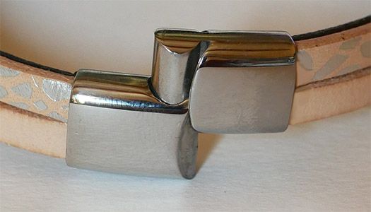 Stahl, mit Verlängerung (+ 1.80 €)